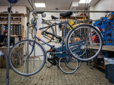 Sfeerimpressie van Fietsen repareren en opknappen bij  WIJ 3.0