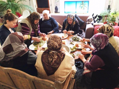 Sfeerimpressie van Ouderendagbesteding voor dames bij  Stichting Wishingwellwest