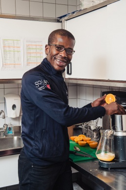 Sfeerimpressie van Werkervaringsplek Bedrijfskantine bij 50|50 Food bij  Leger des Heils Utrecht